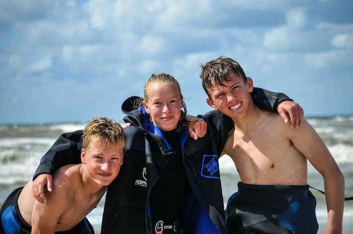 Wetsuit op watersportvakantie