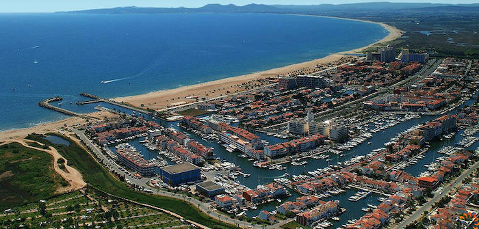 De kust waar de watersport vakantie in Spanje doorgaat 