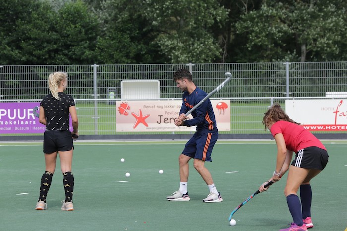 Hockey-en Watersportkamp Zandvoort - Juvigo