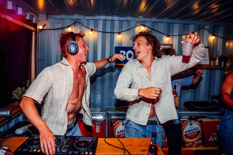 Het feestje op de groepsreis voor jongvolwassenen naar Berria