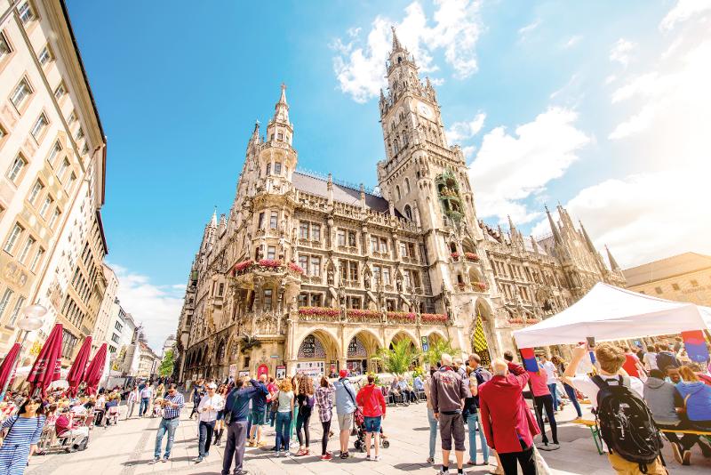 Foto van gemeentehuis in Munchen tijdens taalreis Duits