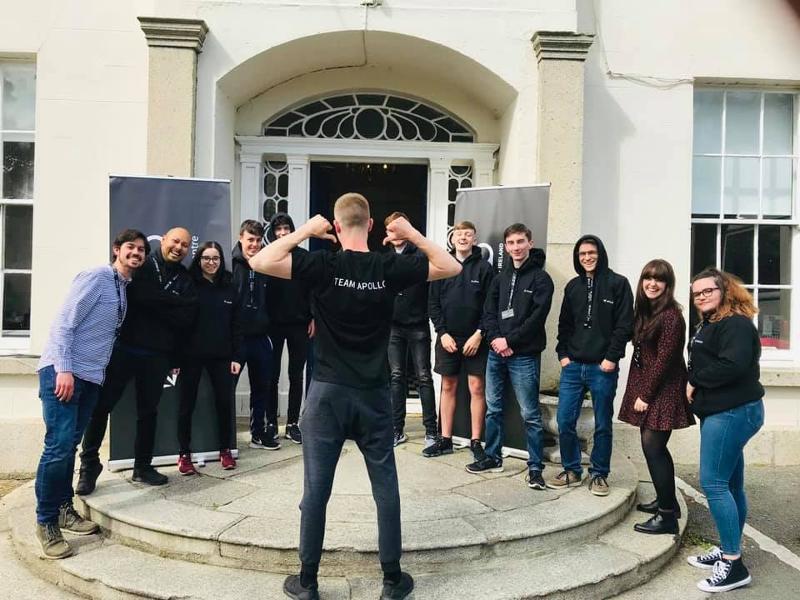 Groepsfoto tijdens taalreis engels 