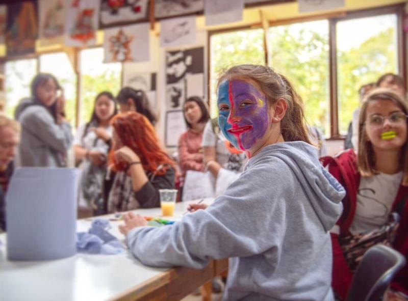 Schminken ttijdens taalreis engels 