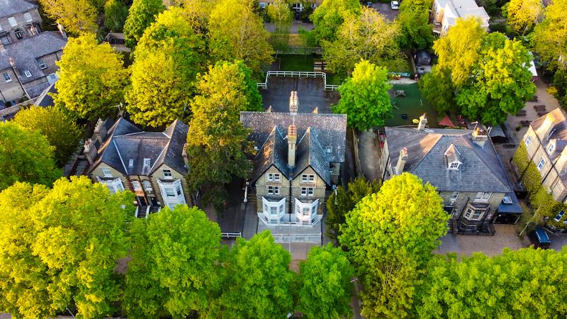 School in Cambridge van bovenaf tijdens de taalcursussen buitenland