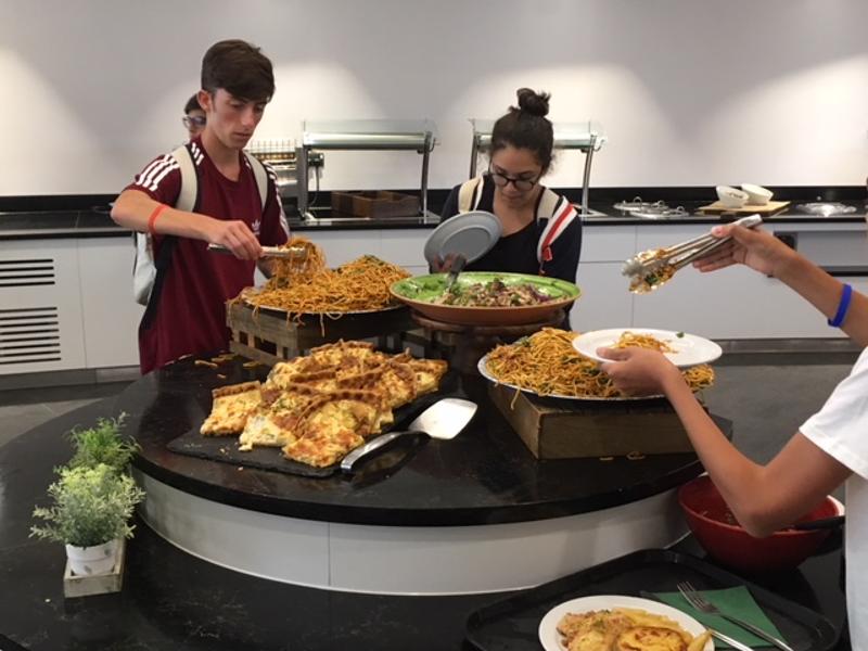 Buffet tijdens de taalreis engels jeugd