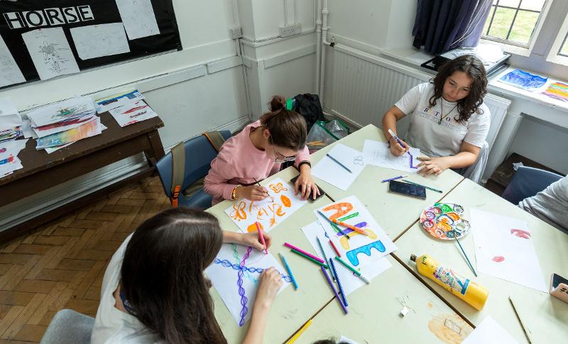 Creatieve workshop tijdens de taalreis engels jeugd