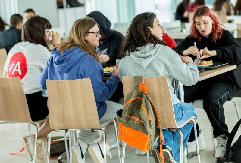 Middagpauze tijdens de taalreis engels jeugd