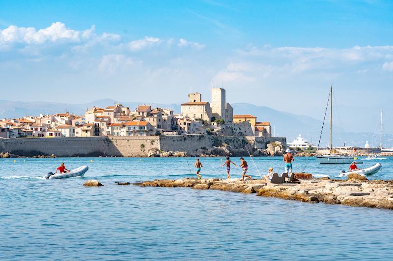 Het meer bij Antibes tijdens de taalreis Frankrijk