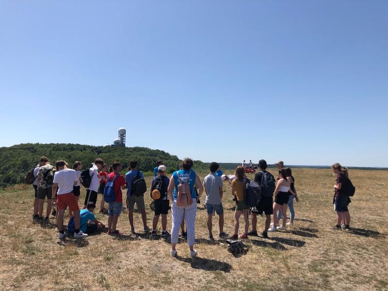 Excursie naar de Teufelsberg tijdens de taalreis Duitsland