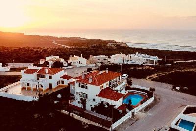 Surfinn Bed & Breakfast Algarve Hoogseizoen - Algarve
