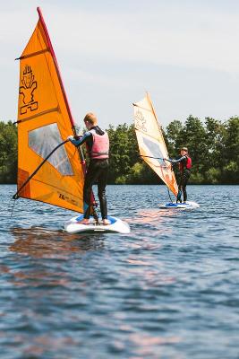 Windsurfen en Watergames Dagkamp De Nekker - Mechelen
